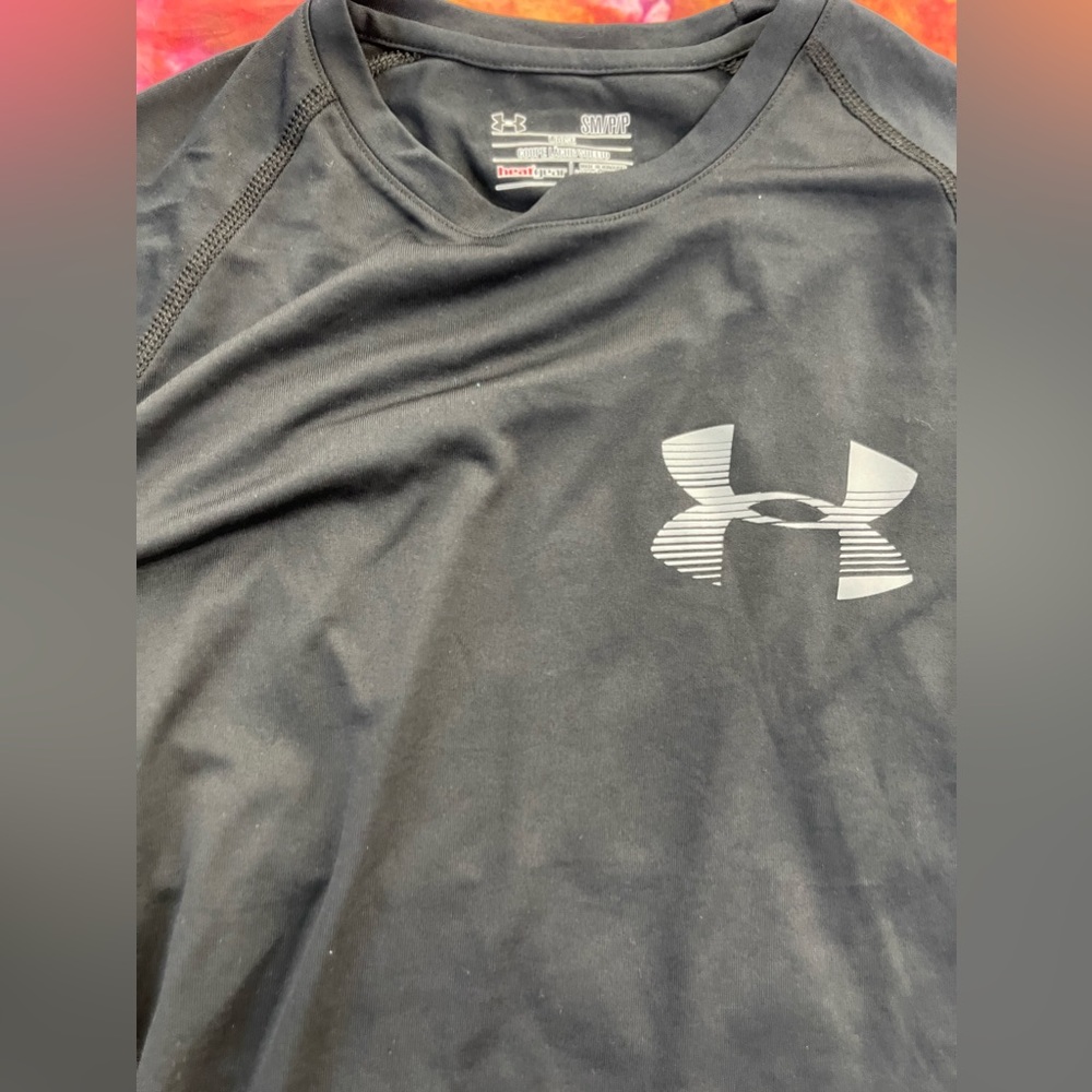UnderArmour long sleeve tee in black size s G39 - Picture 2 of 6